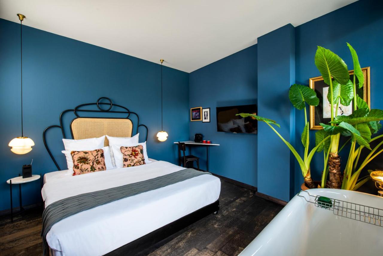 Communal Hotel Sololaki Tbilisi ภายนอก รูปภาพ