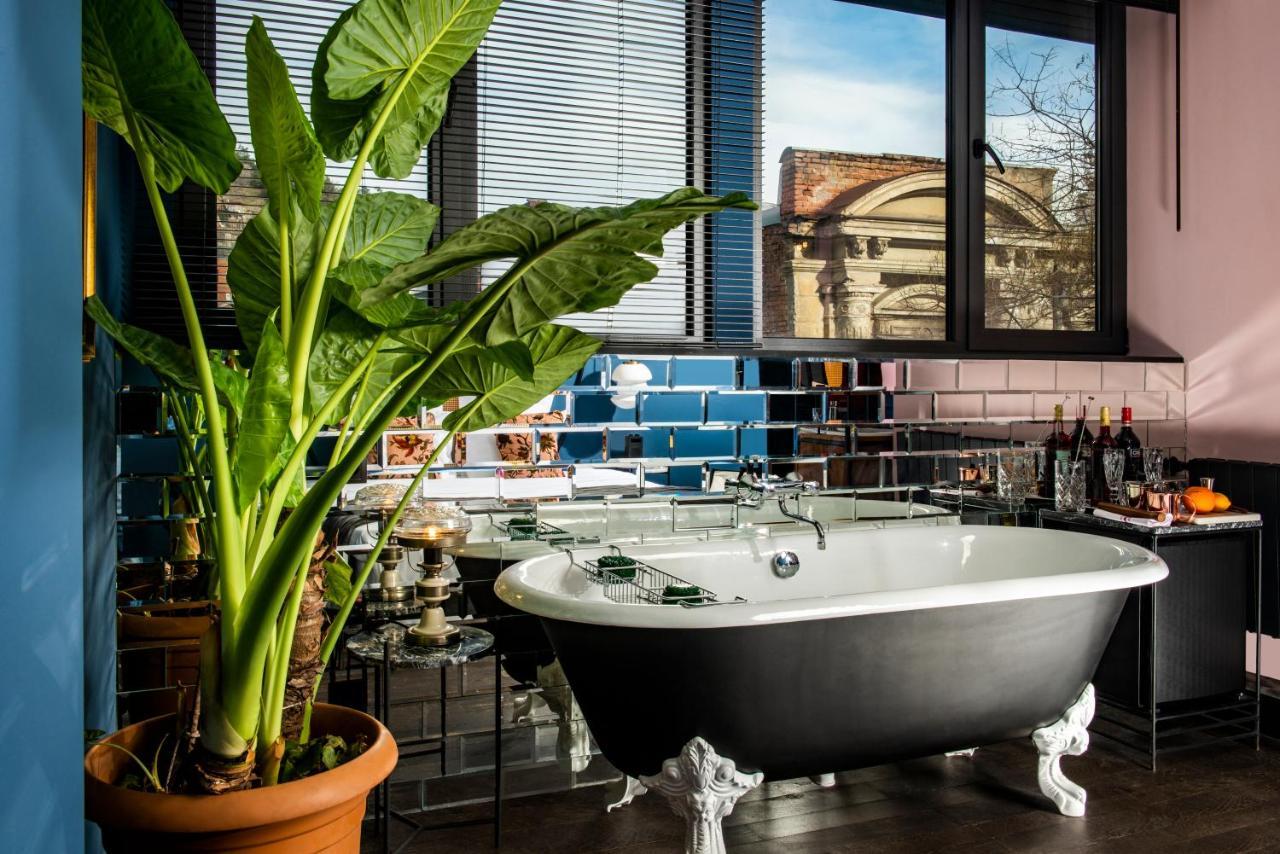 Communal Hotel Sololaki Tbilisi ภายนอก รูปภาพ