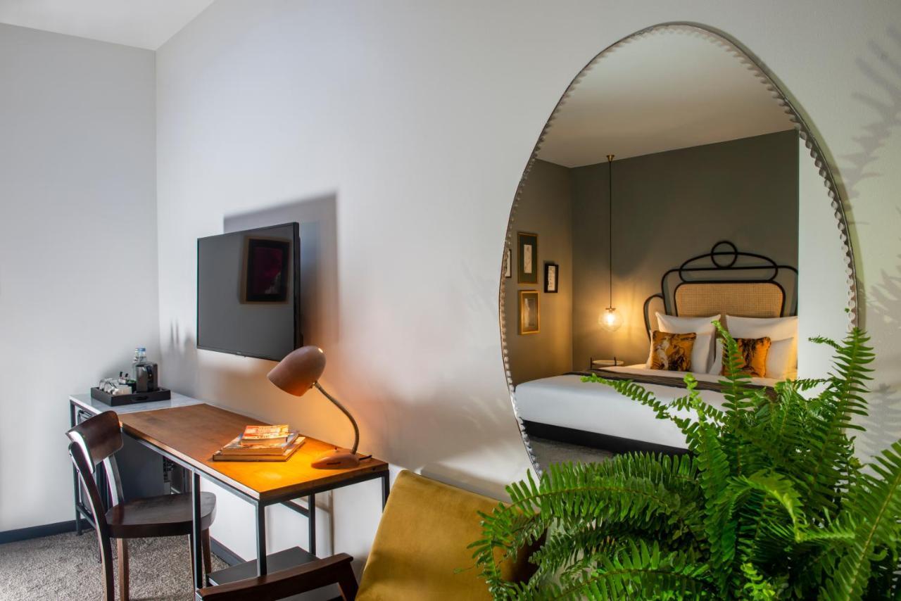 Communal Hotel Sololaki Tbilisi ภายนอก รูปภาพ